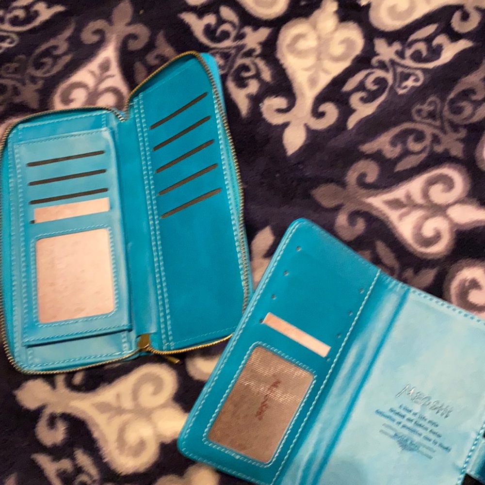 Cell phone case / purse